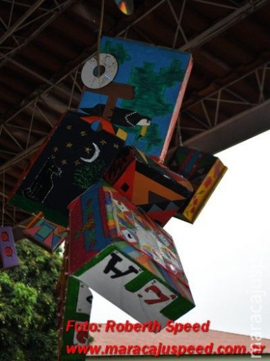 Exposição dos Trabalhos de Artes Da Escola Estadual Constantino Padre de Monte