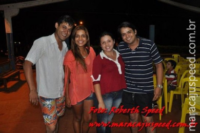 Chá Bar de Debora Arguelho e Robson Siebra