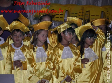 Maracaju: Alunos Escola Waltrudes Muzzi do infantil receberam solenidade de formatura na Acatama