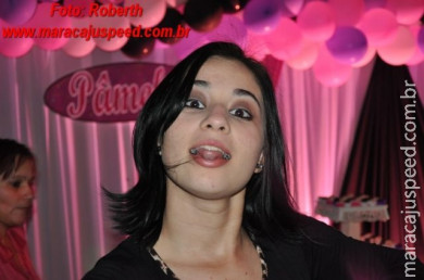 Festa supresa de aniversário de Pâmela (16) e Joviane dos Santos Saldanha (17)