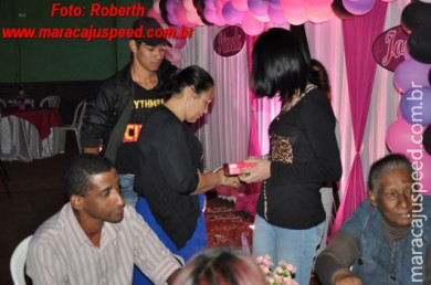 Festa supresa de aniversário de Pâmela (16) e Joviane dos Santos Saldanha (17)