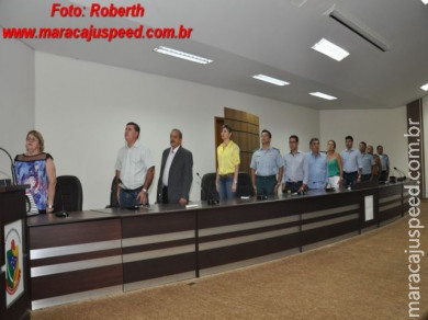 Programa Bom de Bola Bom na Escola forma 32 alunos em Maracaju