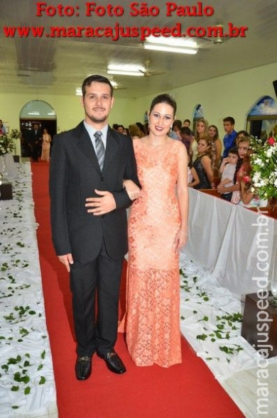 Casamento de Jefferson de Oliveira e Yana Oliveira Santos - Fucotri 11/04/15