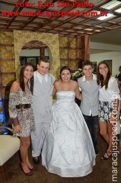 Casamento de Jefferson de Oliveira e Yana Oliveira Santos - Fucotri 11/04/15