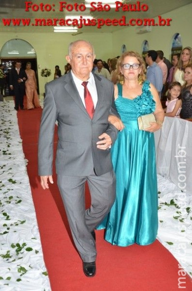 Casamento de Jefferson de Oliveira e Yana Oliveira Santos - Fucotri 11/04/15