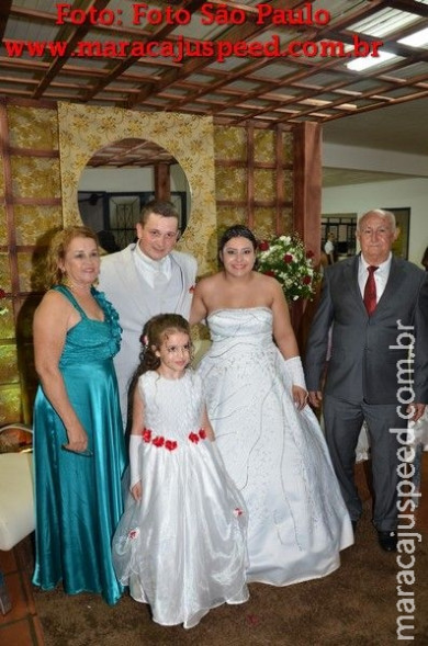 Casamento de Jefferson de Oliveira e Yana Oliveira Santos - Fucotri 11/04/15