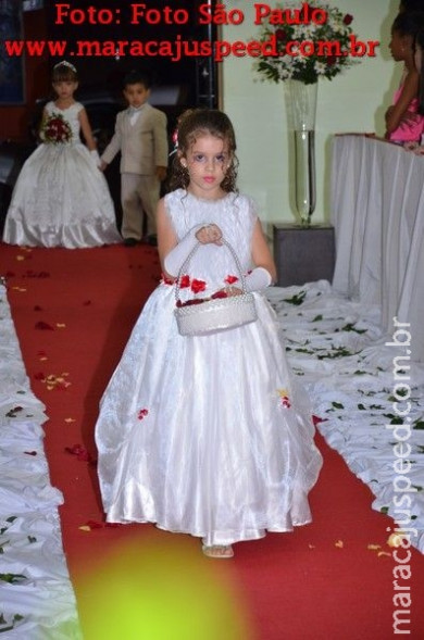Casamento de Jefferson de Oliveira e Yana Oliveira Santos - Fucotri 11/04/15