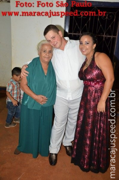 Casamento de Jefferson de Oliveira e Yana Oliveira Santos - Fucotri 11/04/15