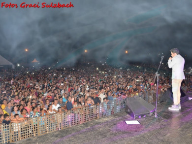 Show do Zezé di Camargo & Luciano “Concertos IHARA”