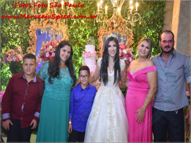 Aniversário Kemilly Loureiro - 15 anos