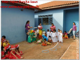 Creche Maria Delphina realiza apresentação de natal com crianças e emociona pais
