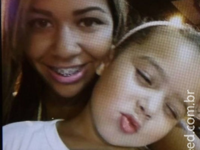 Menina atingida por bala perdida fez selfie momentos antes de morrer