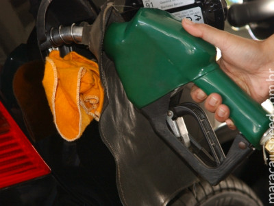 Consumidores começam a sentir no bolso aumento da gasolina