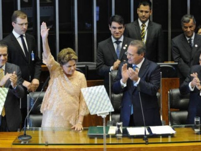 Crise no Congresso faz Dilma entrar na articulação política