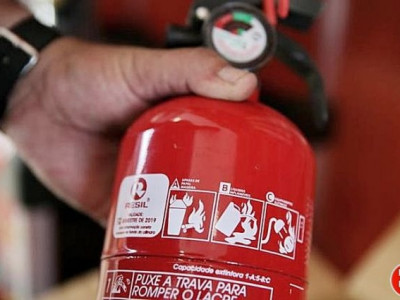 Extintores novos continuam em falta e postos de MS culpam fábricas