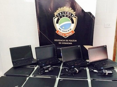 Polícia recupera 12 notebooks, avaliados em R$ 20 mil, furtados de escola