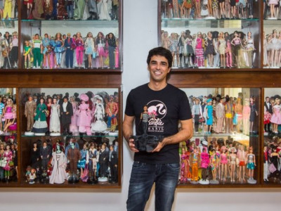 Apaixonados por Barbies: Um dos maiores colecionadores do Brasil