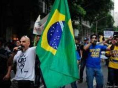 Conheça a estrutura por trás dos grupos anti-Dilma
