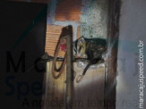 Maracaju: Bombeiros capturam gambá no interior do depósito do antigo Clube Imaginário