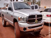 DOF flagra negociação de haxixe no interior de caminhão baú em Dourados