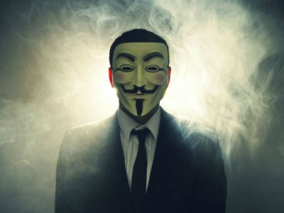 Anonymous diz ter derrubado contas do Estado Islâmico no Twitter 