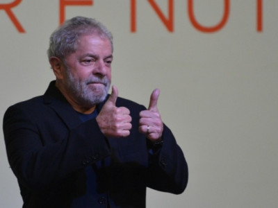 Justiça suspende 2ª liminar contra posse e Lula volta a ser ministro
