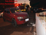 Maracaju: Condutor embriagado colidi com mureta central da Avenida João Pedro Fernandes no amanhecer de domingo