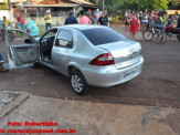 Maracaju: Condutor perde controle de veículo, atinge calçada e amigo fica ferido na vila Juquita