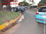 Maracaju: Condutor possivelmente embriagado perde controle de veículo e colidi com figueira centenária