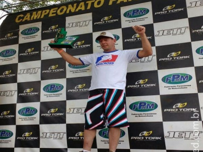 Piloto maracajuense Júnior Feitosa é campeão na categoria MX5 do Campeonato Paranaense de Motocross
