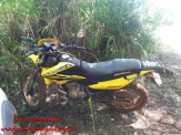 Maracaju: Três menores e uma jovem foram apreendidos após perseguição com moto roubada e três pés de maconha são encontrados em residência Maracaju: Três menores e uma jovem foram apreendidos após perseguição com moto roubada e três pés de maconha são encontrados em residência