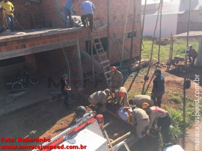 Maracaju: Homem fica preso em baixo de escombros após parte de construção desmoronar