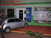 Condutor embriagado colide com parede da Escola CATE no centro de Maracaju Condutor embriagado colide com parede da Escola CATE no centro de Maracaju