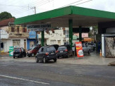 Disputa por cliente derruba preço e gasolina a R$ 3,35 provoca filas em postos da Capital