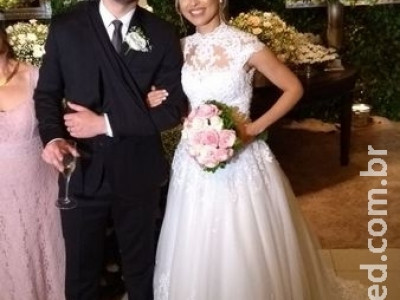 Dois dias após acidente que o jogou em córrego, noivo se casa em Campo Grande