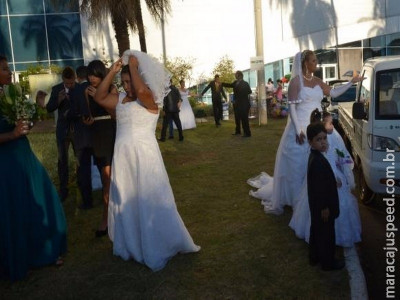 Brasil registra queda no número de casamentos e aumento de divórcios em 2016