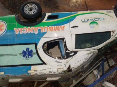 Esposa de paciente morto em acidente com ambulância está em estado grave Esposa de paciente morto em acidente com ambulância está em estado grave