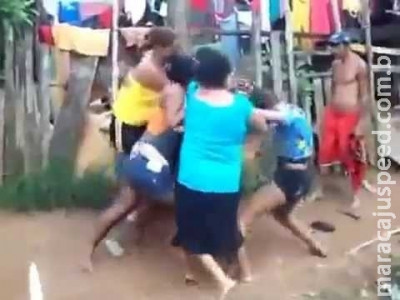 Confusão em família: mulheres brigam após bebedeira e agridem PMs Confusão em família: mulheres brigam após bebedeira e agridem PMs