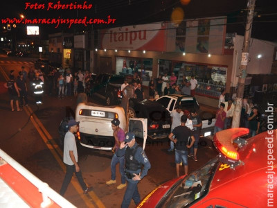 Maracaju: Condutor de veículo fora de controle e em alta velocidade colide com veículos na região central