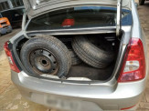 DOF apreende pneus contrabandeados do Paraguai que seriam comercializados em Maracaju