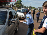 Forças polícias ajudam na campanha Maio Amarelo em Maracaju