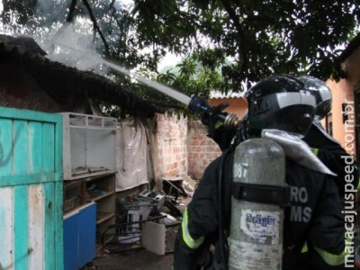 Ex-marido é suspeito de atear fogo em residência na Vila Albuquerque Ex-marido é suspeito de atear fogo em residência na Vila Albuquerque