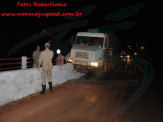 Maracaju: Condutor de carreta com sinais de embriagues colidi com mureta de proteção de ponte sobre o córrego Montalvão