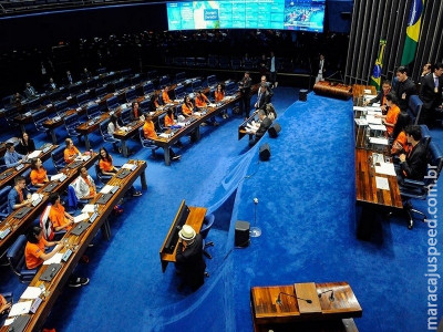 Monitoria na escola deve ser regulada por sistemas de ensino, prevê projeto Monitoria na escola deve ser regulada por sistemas de ensino, prevê projeto