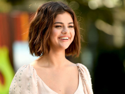 Selena Gomez deixa centro psiquiátrico após colapso nervoso, diz site