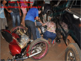 Maracaju: Colisão entre motocicleta e caminhonete na Vila Juquita. Motociclista fica inconsciente e tem dentes da boca quebrados