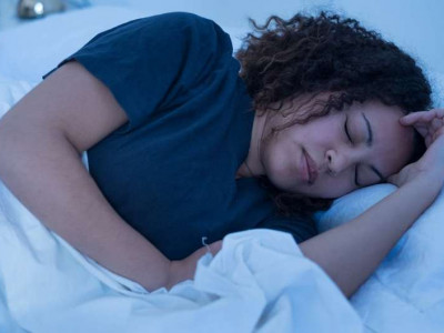  Dorme menos de 6 horas por noite? Estudo indica que você tem mais chances de ter problemas de saúde
