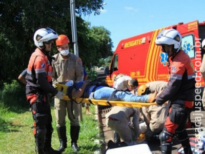 Três pessoas ficam feridas após atropelamento na Capital Três pessoas ficam feridas após atropelamento na Capital