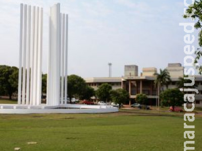 UFMS abre concurso para técnico-administrativo com salário de R$ 4 mil UFMS abre concurso para técnico-administrativo com salário de R$ 4 mil