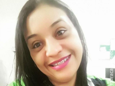 Escolas reduzem aulas em luto pelo assassinato de professora pelo ex Escolas reduzem aulas em luto pelo assassinato de professora pelo ex